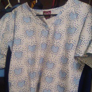 Women's Divine Scrubs 2x Scrub Top